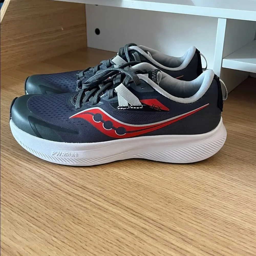Saucony Kids Ride 15 Sneakers Size 4